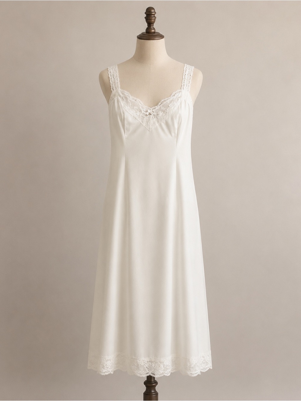 Vintage Olga White Lace Trim Full Slip Nightgown Size 32 Small Lingerie